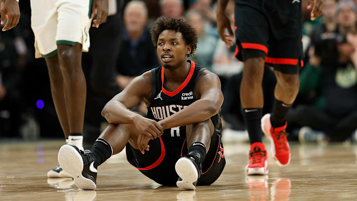 Houston Rockets v Milwaukee Bucks