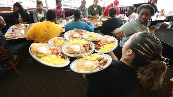 Denny's Offers Free Breakfast In Effort To Aggressively Promote Sales