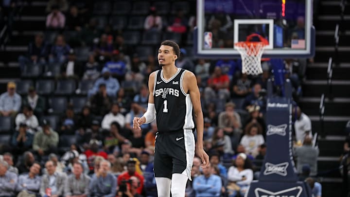 San Antonio Spurs v Memphis Grizzlies