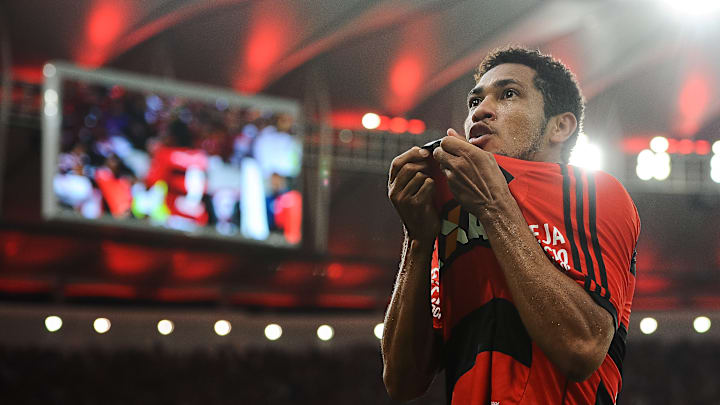 Hernani era o homem-gol do Flamengo em 2014