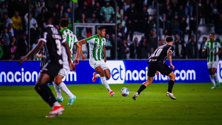 Ex-Santos, Lucas Barbosa é um dos destaques no elenco do Juventude