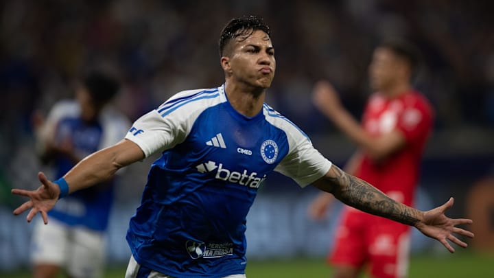 Cruzeiro vence o Vila Nova no encerramento dos jogos de ida da 3ª fase da Copa do Brasil Cruzeiro vence o Vila Nova no encerramento dos jogos de ida da 3ª fase da Copa do Brasil