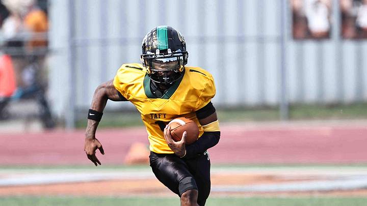 Taft quarterback Monsanna Torbert (1) runs the ball during the Senators' win over Withrow on Saturday, Sept. 27, 2025. Taft quarterback Monsanna Torbert (1) runs the ball during the Senators' win over Withrow on Saturday, Sept. 27, 2025.