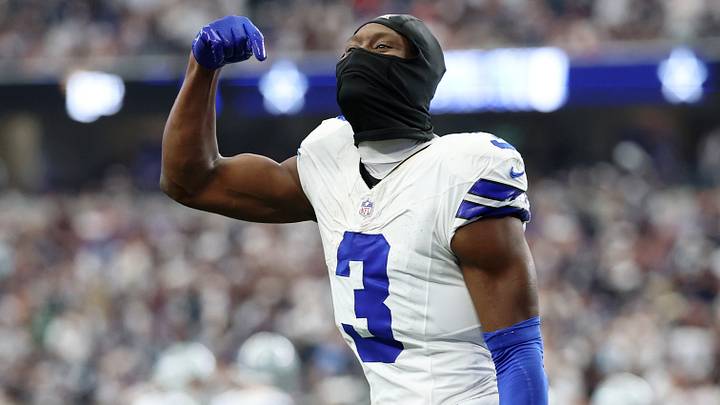 Dallas Cowboys wide receiver George Pickens (3) reacts after a play against the New York Giants during the fourth quarter at AT&T Stadium. Mandatory Credit: Kevin Jairaj-Imagn Images Dallas Cowboys wide receiver George Pickens (3) reacts after a play against the New York Giants during the fourth quarter at AT&T Stadium. Mandatory Credit: Kevin Jairaj-Imagn Images