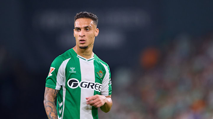 Brasileiro Antony é uma das atrações do jogo 