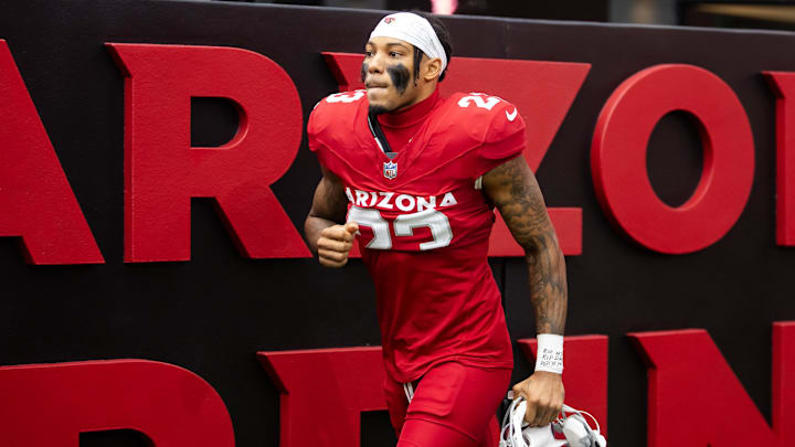 Sep 29, 2024; Glendale, Arizona, USA; Arizona Cardinals cornerback Sean Murphy-Bunting (23) against the Washington Commanders at State Farm Stadium. Mandatory Credit: Mark J. Rebilas-Imagn Images Sep 29, 2024; Glendale, Arizona, USA; Arizona Cardinals cornerback Sean Murphy-Bunting (23) against the Washington Commanders at State Farm Stadium. Mandatory Credit: Mark J. Rebilas-Imagn Images