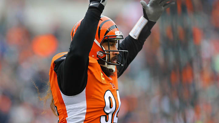 Dec 4, 2016; Cincinnati, OH, USA; Cincinnati Bengals defensive tackle Domata Peko (94) against the Philadelphia Eagles at Paul Brown Stadium. The Bengals won 32-14. Mandatory Credit: Aaron Doster-Imagn Images