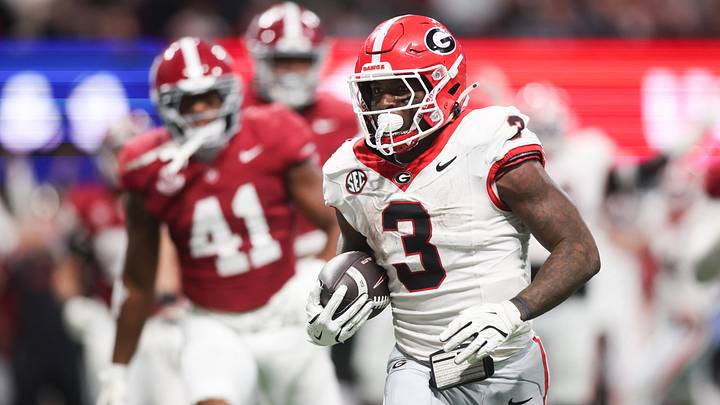 Dec 6, 2025; Atlanta, GA, USA; Georgia Bulldogs running back Nate Frazier (3) rushes for a touchdown during the third quarter against the Alabama Crimson Tide during the 2025 SEC Championship game at Mercedes-Benz Stadium. Mandatory Credit: Brett Davis-Imagn Images Dec 6, 2025; Atlanta, GA, USA; Georgia Bulldogs running back Nate Frazier (3) rushes for a touchdown during the third quarter against the Alabama Crimson Tide during the 2025 SEC Championship game at Mercedes-Benz Stadium. Mandatory Credit: Brett Davis-Imagn Images