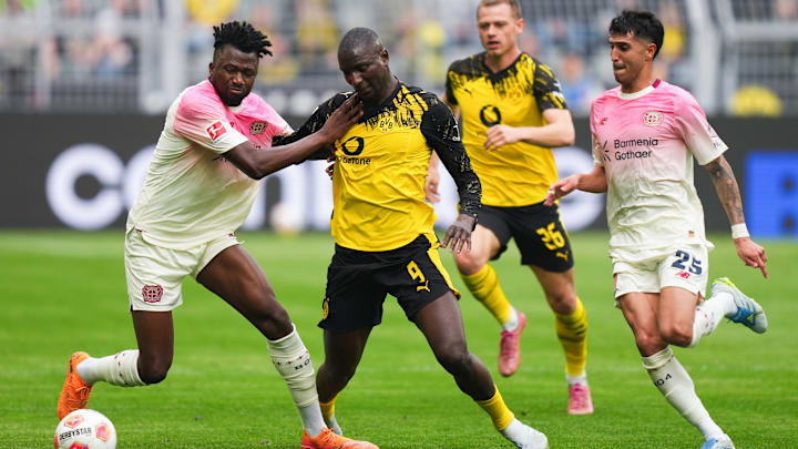 Borussia Dortmund v Bayer 04 Leverkusen - Bundesliga