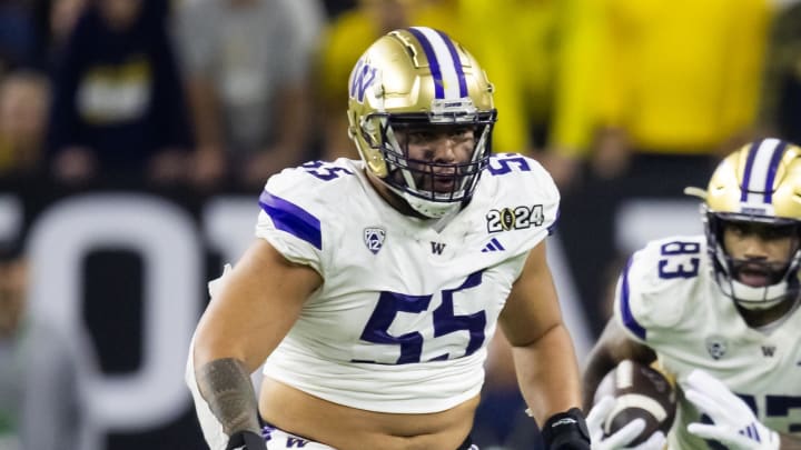 Jan 8, 2024; Houston, TX, USA; Washington Huskies offensive lineman Troy Fautanu (55) against the