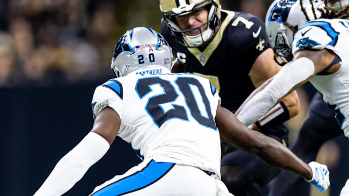 Jordan Fuller signed with the Atlanta Falcons as a free agent after an injury-plagued season with the Carolina Panthers.