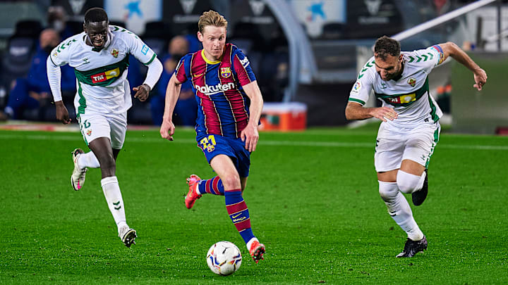 Barcelona e Elche medem forças pela 18ª rodada da LaLiga. 