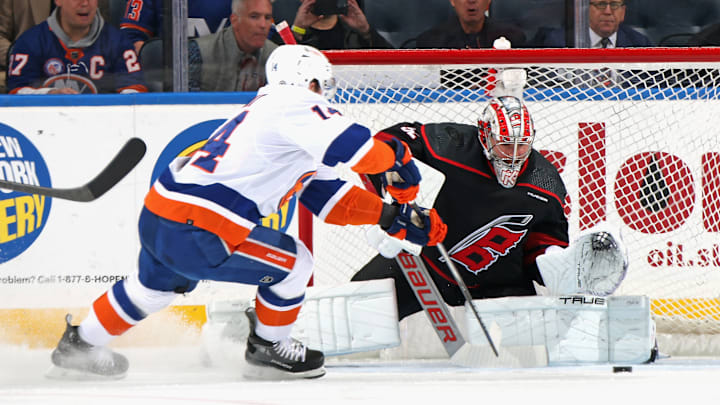 Carolina Hurricanes v New York Islanders