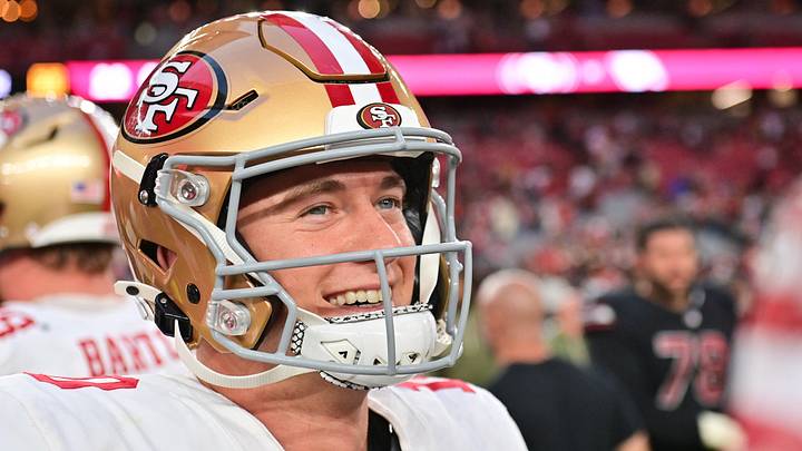Nov 16, 2025; Glendale, Arizona, USA; San Francisco 49ers quarterback Mac Jones (10) looks on after defeating the Arizona Cardinals at State Farm Stadium. Mandatory Credit: Matt Kartozian-Imagn Images Nov 16, 2025; Glendale, Arizona, USA; San Francisco 49ers quarterback Mac Jones (10) looks on after defeating the Arizona Cardinals at State Farm Stadium. Mandatory Credit: Matt Kartozian-Imagn Images