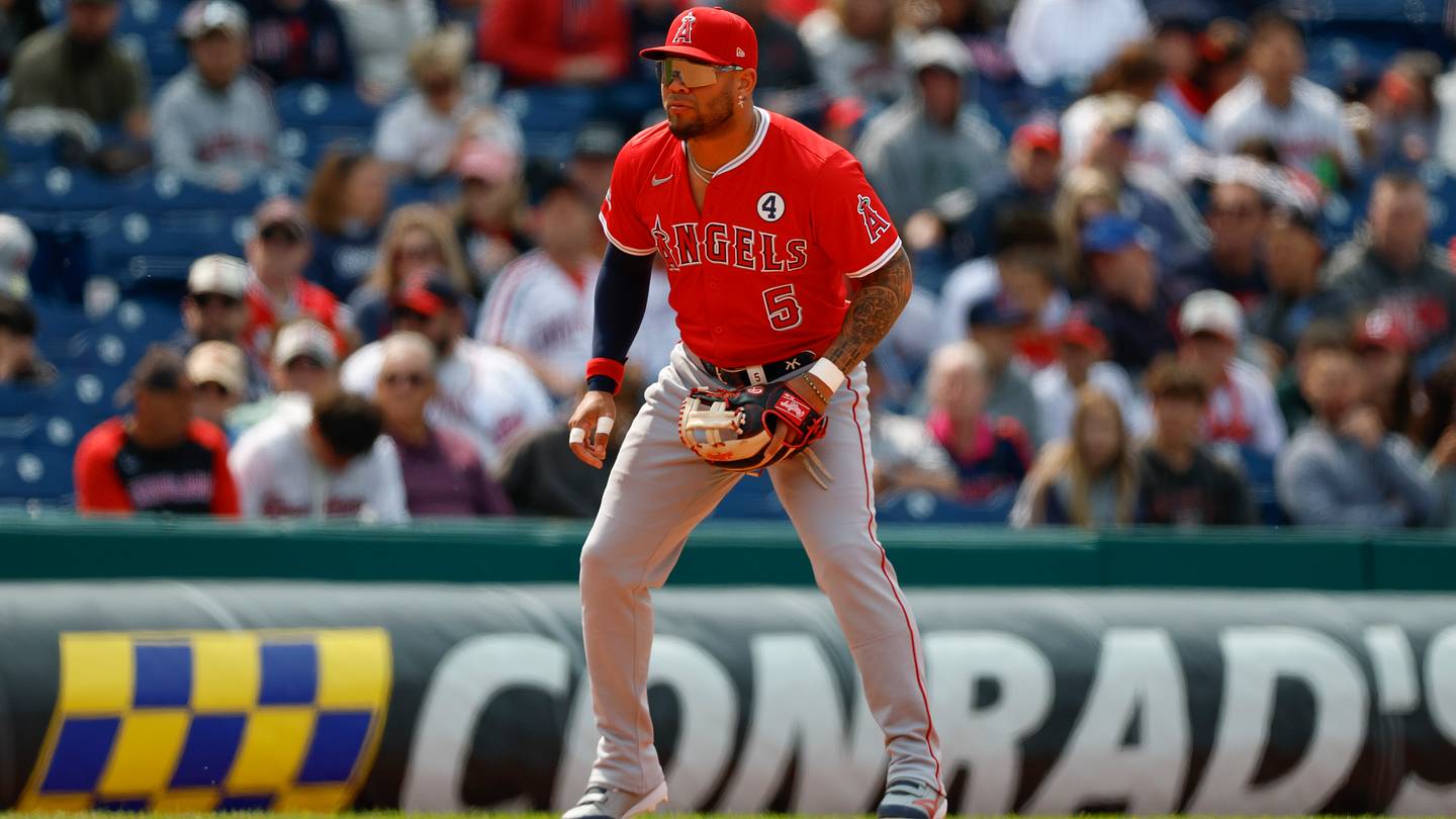 Yoan Moncada Returns as Angels Face Rangers