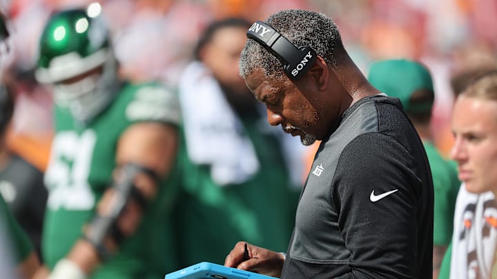 New York Jets head coach Aaron Glenn