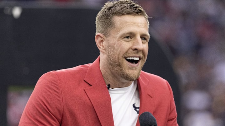 Former Houston Texans JJ Watt speaks to the fans during his Ring Of Honor Ceremony at halftime during the game between the Texans and Pittsburgh Steelers at NRG Stadium.