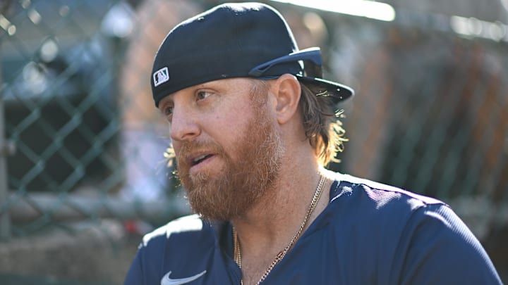 Sep 2, 2024; Oakland, California, USA; Seattle Mariners first baseman Justin Turner (2) walks to the field before their game against the Oakland Athletics at Oakland-Alameda County Coliseum Sep 2, 2024; Oakland, California, USA; Seattle Mariners first baseman Justin Turner (2) walks to the field before their game against the Oakland Athletics at Oakland-Alameda County Coliseum