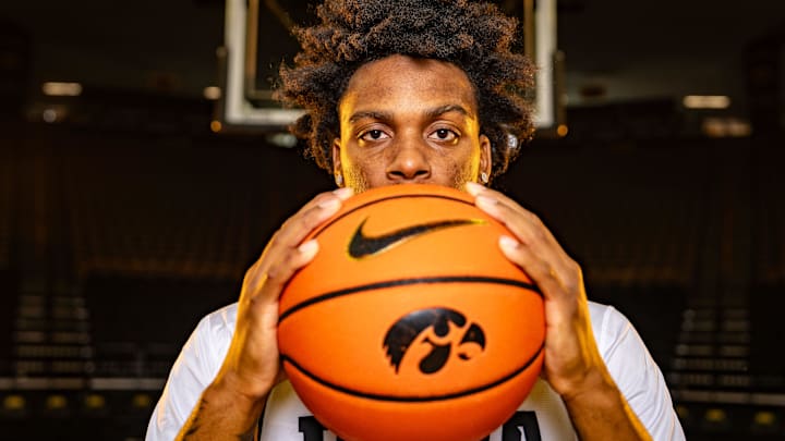 Iowa Hawkeyes guard Tavion Banks