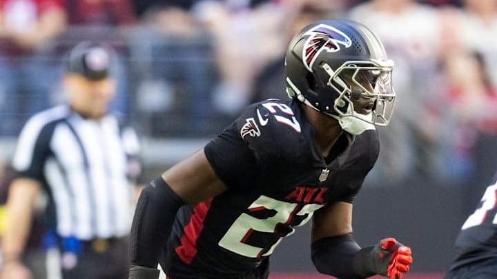 Dec 21, 2025; Glendale, Arizona, USA; Atlanta Falcons linebacker James Pearce Jr. (27) against the Arizona Cardinals at State Farm Stadium. Mandatory Credit: Mark J. Rebilas-Imagn Images