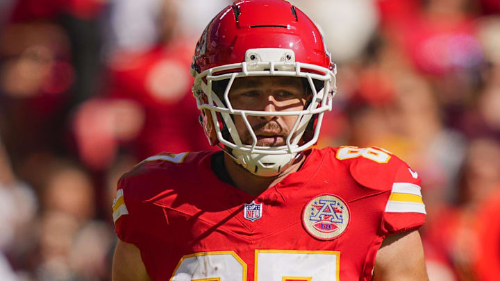Oct 19, 2025; Kansas City, Missouri, USA; Kansas City Chiefs tight end Travis Kelce (87) gets into position prior to the snap during the first half against the Las Vegas Raiders at GEHA Field at Arrowhead Stadium. Mandatory Credit: Jay Biggerstaff-Imagn Images