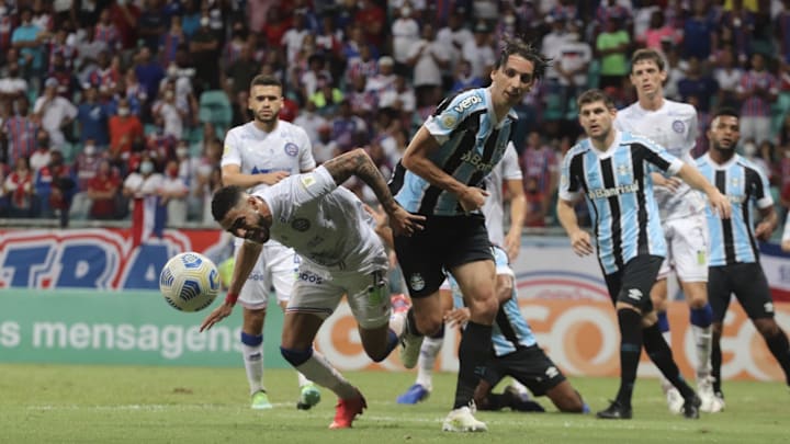 Bahia e Grêmio se enfrentam pela 16ª rodada da Série B do Campeonato Brasileiro.