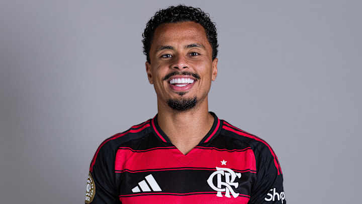 Allan pode trocar o Flamengo pelo Corinthians Allan pode trocar o Flamengo pelo Corinthians