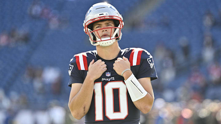 New England Patriots quarterback Drake Maye (10) warms up prior to the game against the Atlanta Falcons at Gillette Stadium.