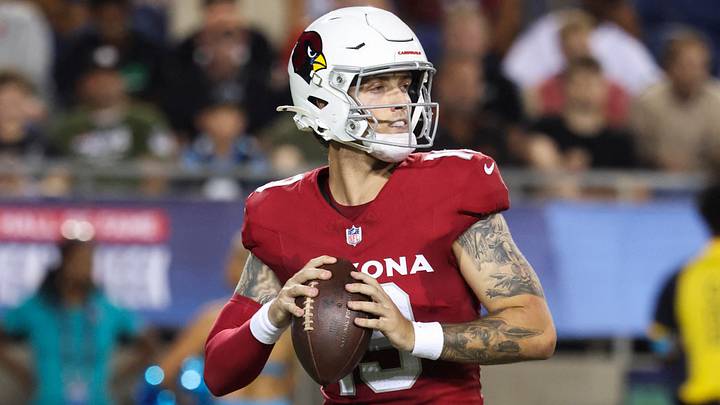 Aug 6, 2026; Canton, Ohio, USA; Arizona Cardinals quarterback Carson Beck (19) looks to pass during the game against the Carolina Panthers at Tom Benson Hall of Fame Stadium. Mandatory Credit: Charles LeClaire-Imagn Images Aug 6, 2026; Canton, Ohio, USA; Arizona Cardinals quarterback Carson Beck (19) looks to pass during the game against the Carolina Panthers at Tom Benson Hall of Fame Stadium. Mandatory Credit: Charles LeClaire-Imagn Images