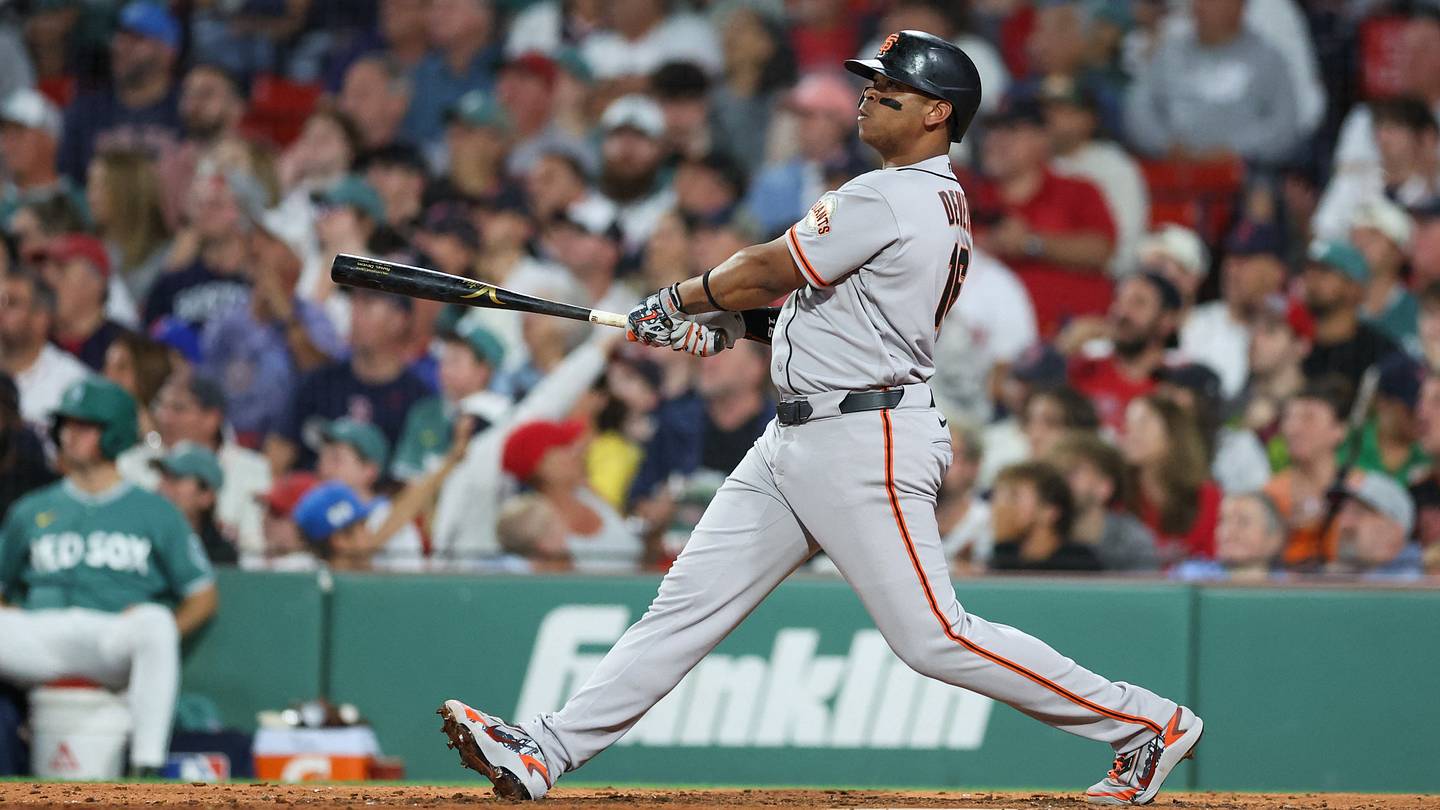 Giants-Reds Series Preview: How to Watch, Starting Pitchers, Injured List