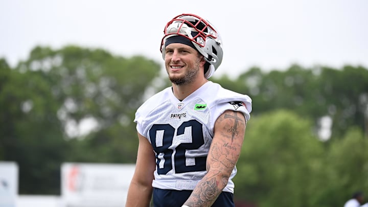 Jun 9, 2025; Foxborough, MA, USA; New England Patriots tight end C.J. Dippre (82) leaves the practice fields after minicamp at Gillette Stadium. Mandatory Credit: Eric Canha-Imagn Images