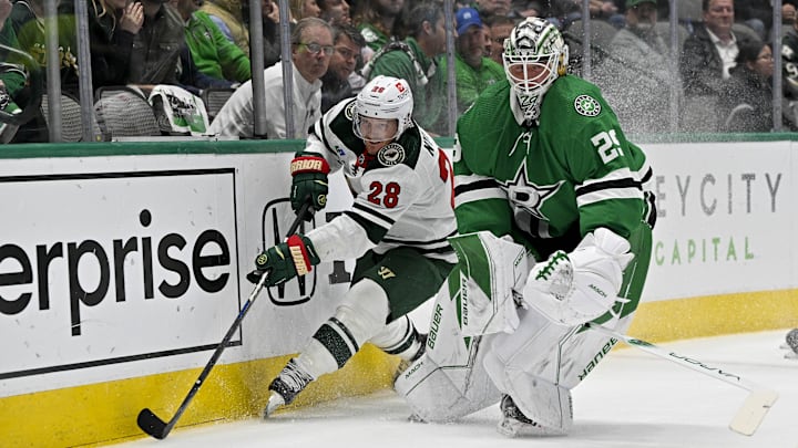 Apr 25, 2023; Dallas, Texas, USA; Dallas Stars goaltender Jake Oettinger (29) clears the puck in