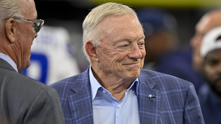 Jerry Jones made it clear what he wanted in exchange for Micah Parsons and the Bears weren't even within a mile of the ballpark.