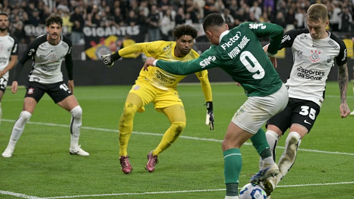 Instabilidade defensiva é um dos pontos críticos do Timão na temporada