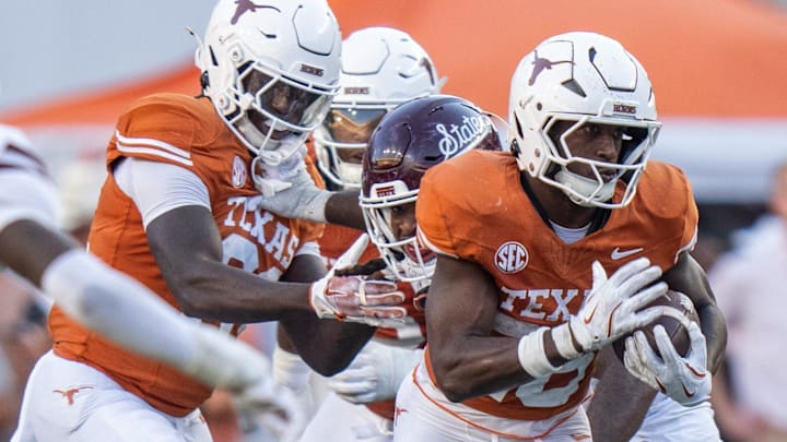 Texas Longhorns running back Quintrevion Wisner (26) advances the ball as the Texas Longhorns take on Mississippi State at Darrell K Royal-Texas Memorial Stadium in Austin Saturday, Sept. 28, 2024.