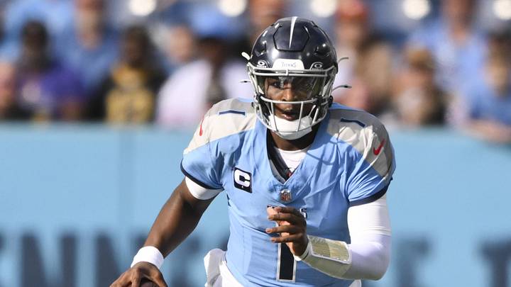 Dec 28, 2025; Nashville, Tennessee, USA; Tennessee Titans quarterback Cam Ward (1) runs the ball against the New Orleans Saints during the first half of the game at Nissan Stadium. Mandatory Credit: Steve Roberts-Imagn Images Dec 28, 2025; Nashville, Tennessee, USA; Tennessee Titans quarterback Cam Ward (1) runs the ball against the New Orleans Saints during the first half of the game at Nissan Stadium. Mandatory Credit: Steve Roberts-Imagn Images
