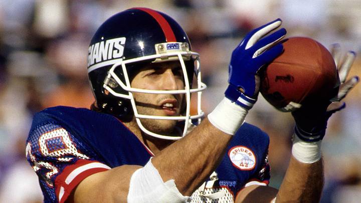 Jan 25, 1987; Pasadena, CA, USA; FILE PHOTO; New York Giants tight end Mark Bavaro (89) warms up on the field prior to Super Bowl XXI against the Denver Broncos at the Rose Bowl. The Giants defeated the Broncos 39-20. Jan 25, 1987; Pasadena, CA, USA; FILE PHOTO; New York Giants tight end Mark Bavaro (89) warms up on the field prior to Super Bowl XXI against the Denver Broncos at the Rose Bowl. The Giants defeated the Broncos 39-20.
