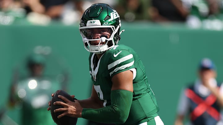 New York Jets quarterback Justin Fields
