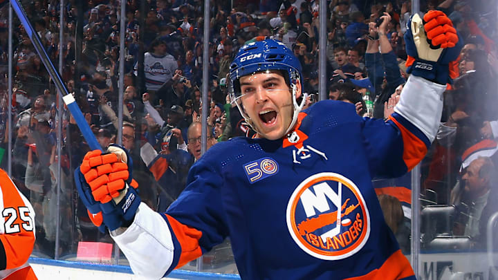 Philadelphia Flyers v New York Islanders