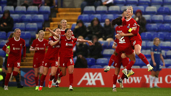 Liverpool FC v Chelsea FC - Barclays Women´s Super League