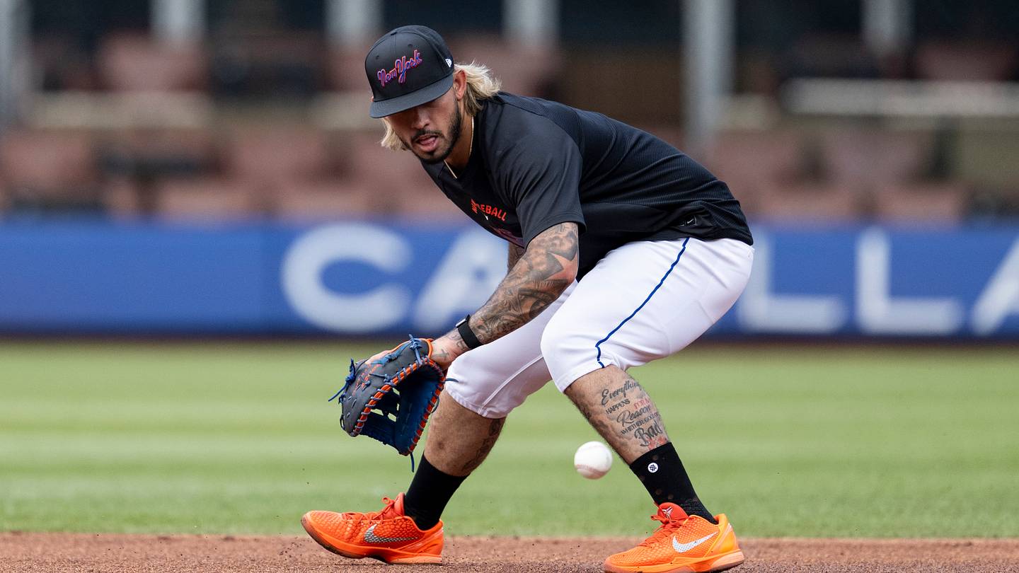 Cubs claim Gabriel Arias off waivers from Mets following Dansby Swanson injury