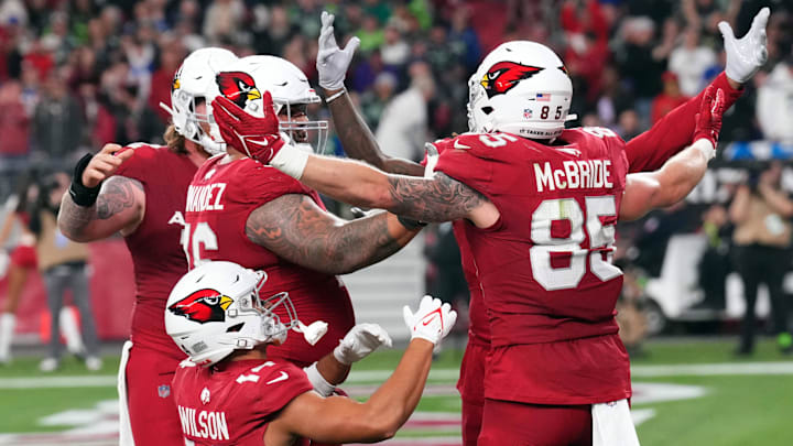 Jan 7, 2024; Glendale, Arizona, USA; Arizona Cardinals tight end Trey McBride (85) celebrates a Jan 7, 2024; Glendale, Arizona, USA; Arizona Cardinals tight end Trey McBride (85) celebrates a