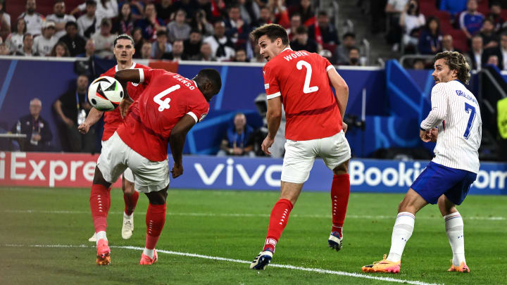 Wober's own goal handed France victory