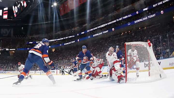 Carolina Hurricanes v New York Islanders - Game Three