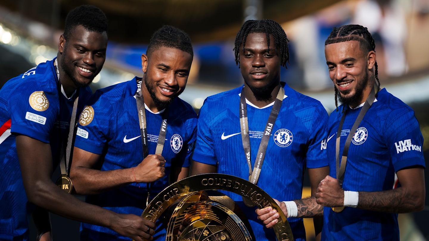 Man Utd Reject Chelsea Swap Deal