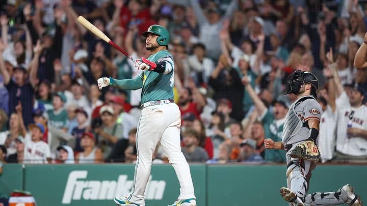Boston Red Sox first baseman Willson Contreras.