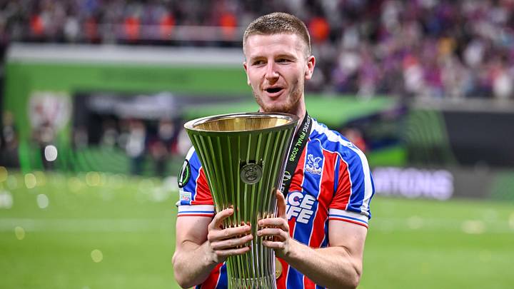 Zieht Adam Wharton bald bei Manchester City die Fäden? Zieht Adam Wharton bald bei Manchester City die Fäden?