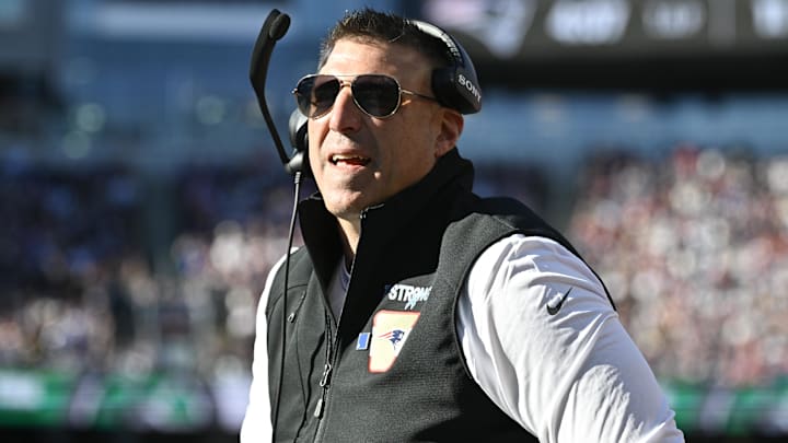 New England Patriots head coach Mike Vrabel New England Patriots head coach Mike Vrabel