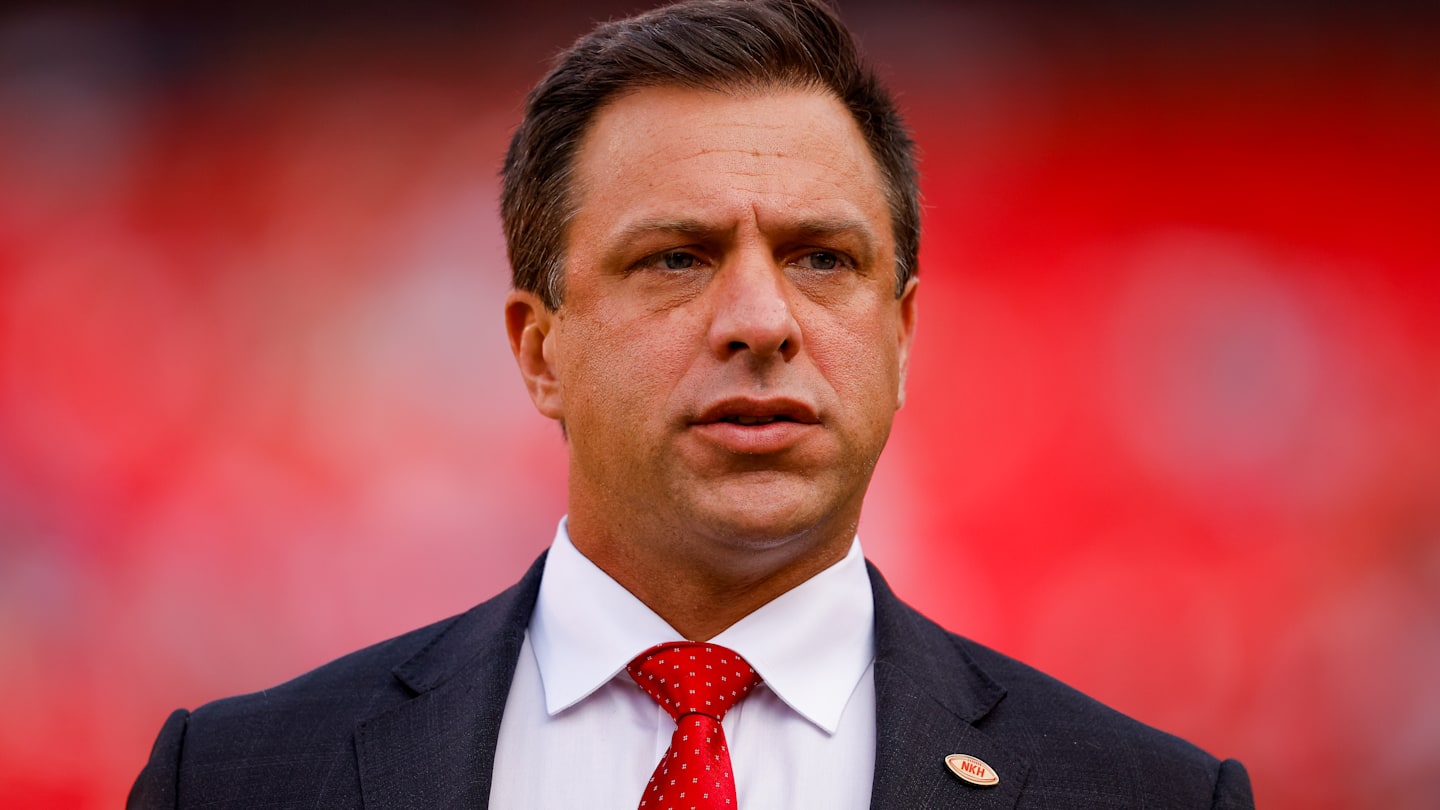 Chiefs' massive cap clearing opens door for potential game-changing free  agent