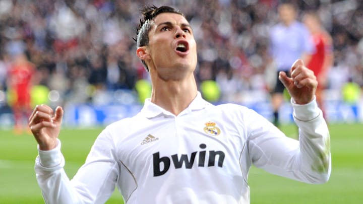 El portugués Cristiano Ronaldo portó algunas de las playeras más emblemáticas de la Casa Blanca El portugués Cristiano Ronaldo portó algunas de las playeras más emblemáticas de la Casa Blanca